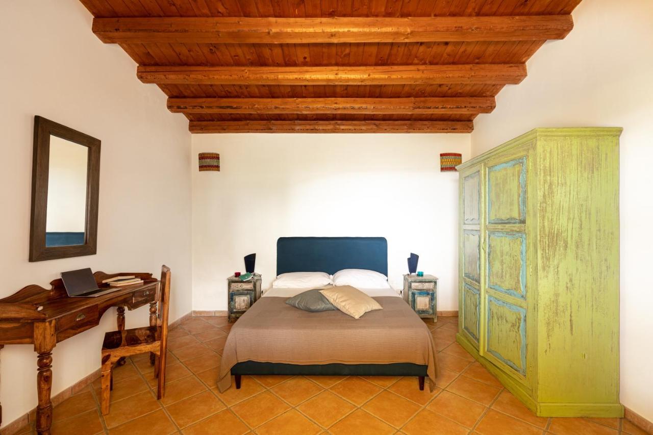 Solemar Sicilia - Le Casette Di Calzata Campofelice Di Roccella Exteriör bild
